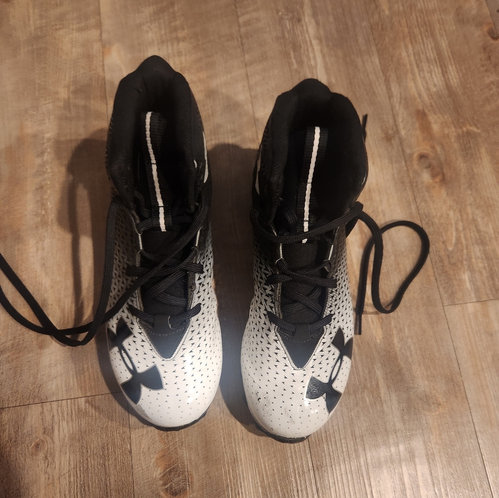 Under Armour Football Cleats